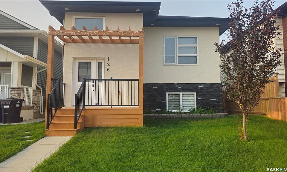 1st image of 126 Bolstad WAY
