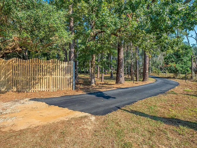 7916 Skipper Ln — Photo 35