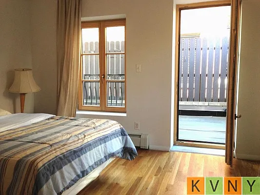 Rented by KVNY Soho | media 65