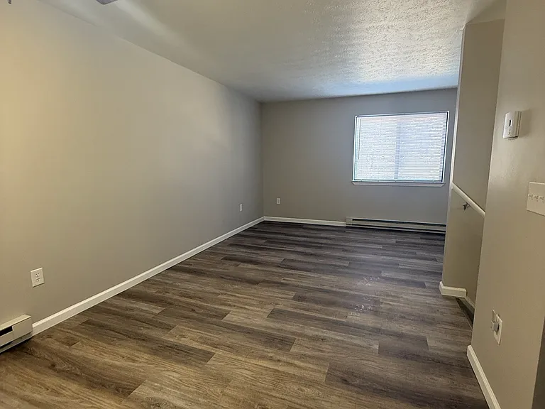 Baer Dr — Photo 8