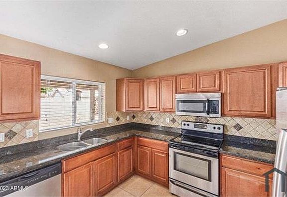 5th image of 3140 W Villa Rita Dr