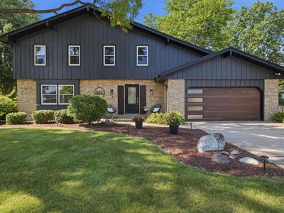 8807 Greenhill LANE, Greendale, WI, 53129