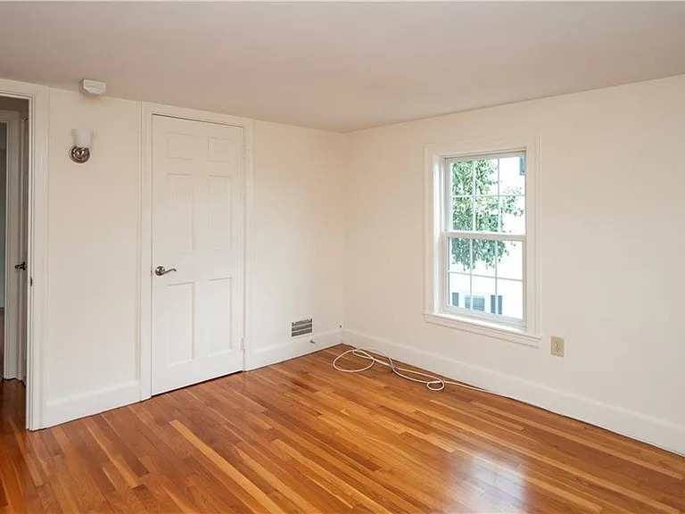 11 Village Ln #B — Photo 19