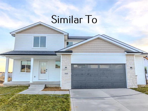 404 Burr Oak Blvd, Pleasant Hill, IA 50327