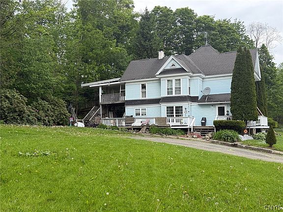 3rd image of 441 Neal Rd