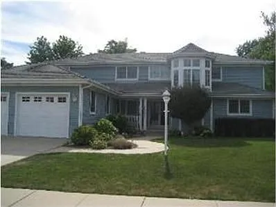 669 Jeremy Dr photo 1
