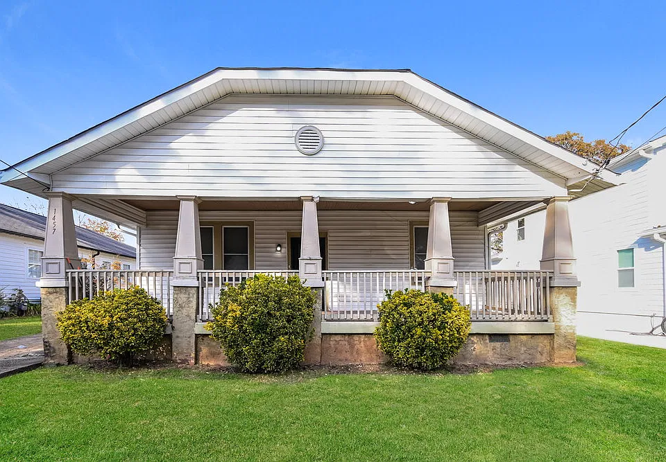 1457 Wadley Ave