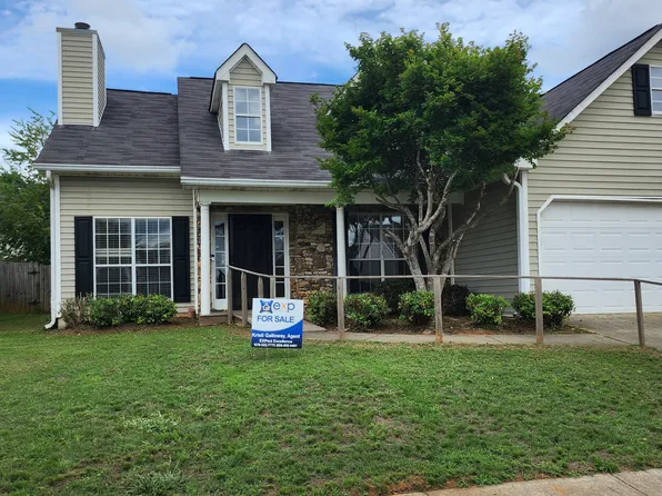 228 Providence Dr, Carrollton, GA 30116