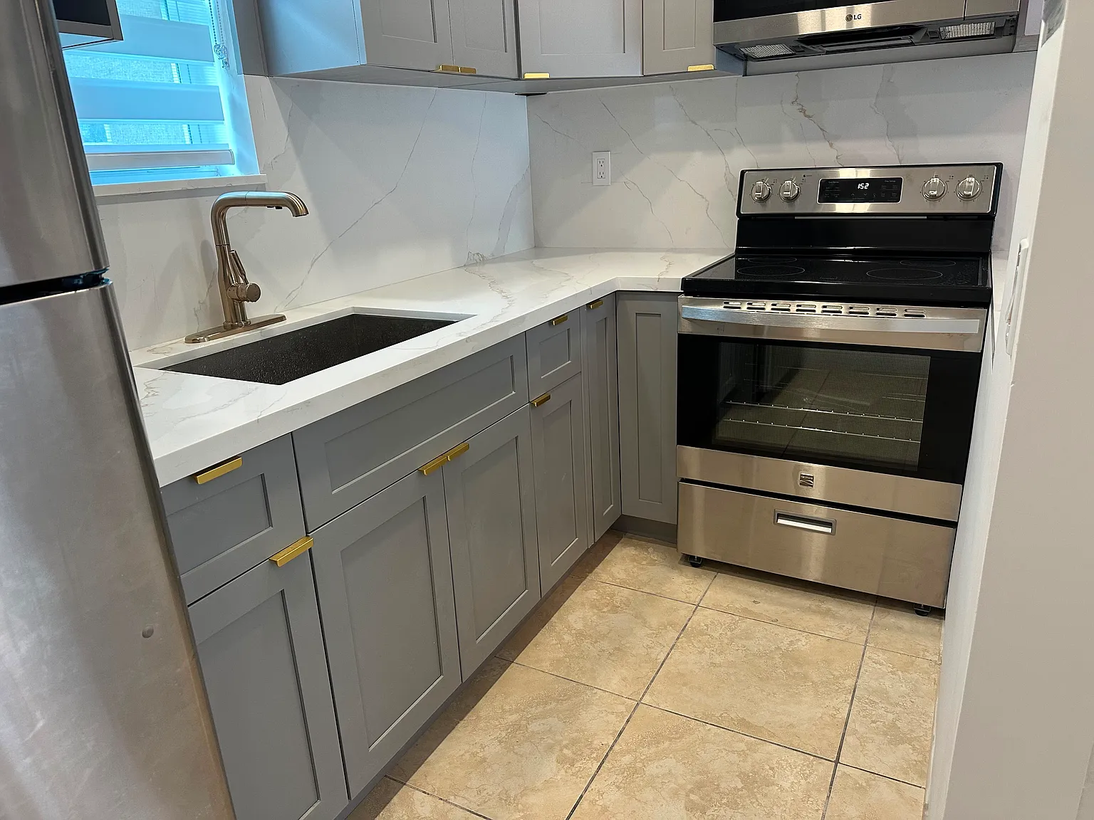 2 bed, $2,200 — Photo 3