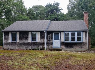 4 Rockville Ave, East Falmouth, MA 02536