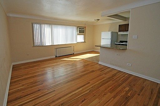 5th image of 1531 Leyden St APT 106