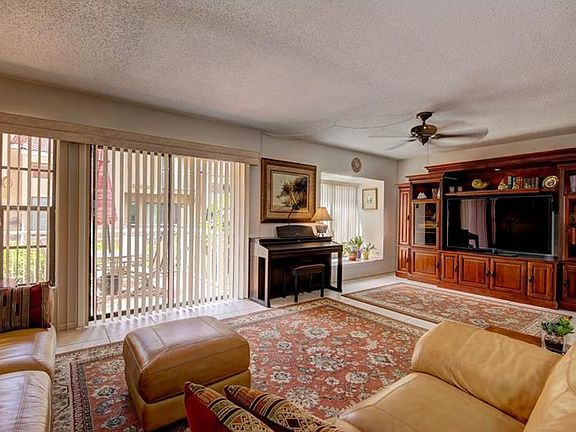 4th image of 240 Windward Psge APT 1103