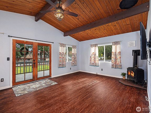 2nd image of 891 E Saint Andrews Drive