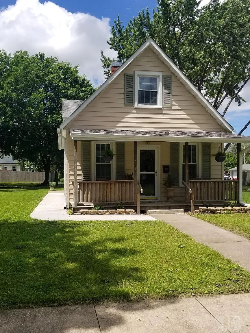 417 Leffler St photo 1