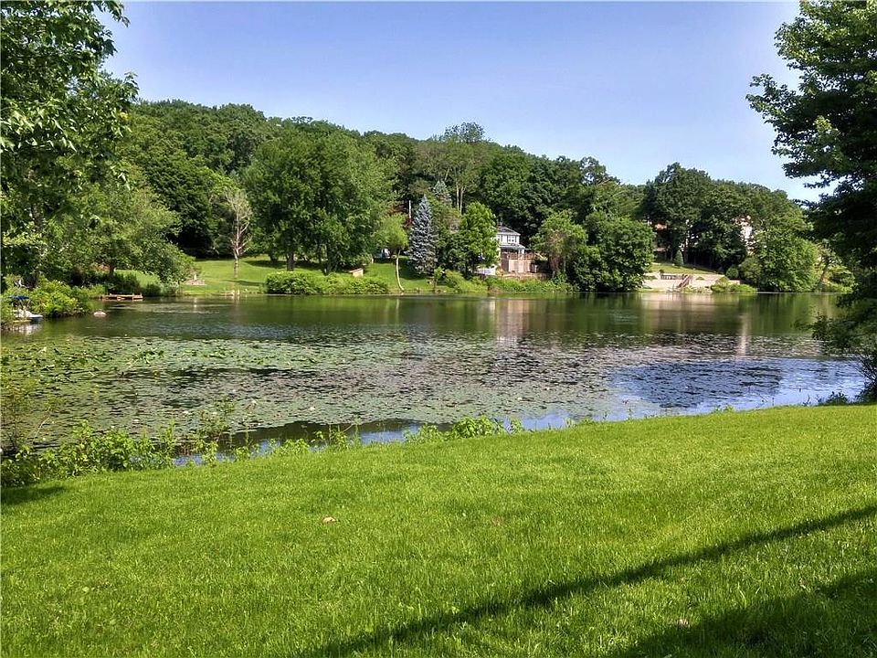 4 Riverview Dr, North Providence, RI 02904 Zillow