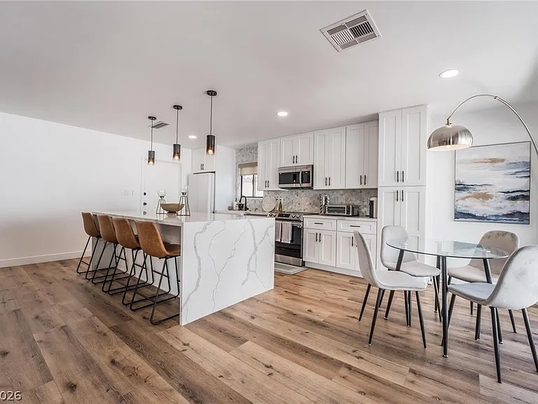 2206 Heavenly View Dr — Photo 8