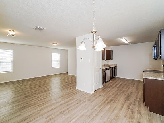 4th image of 5210 Freshwater Way