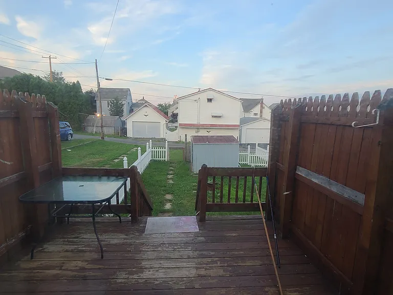 429 Green St — Photo 9