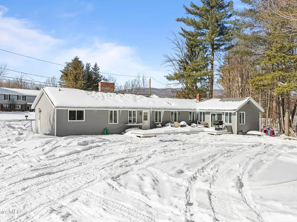 1020 Sand Mill Rd, Cheshire, MA 01225