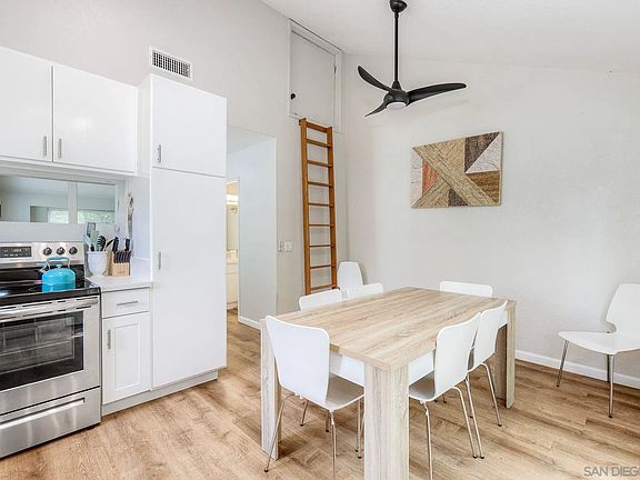 5th image of 3126 31st St