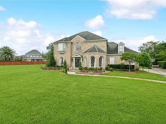 2nd image of 6 Shoal Creek Dr