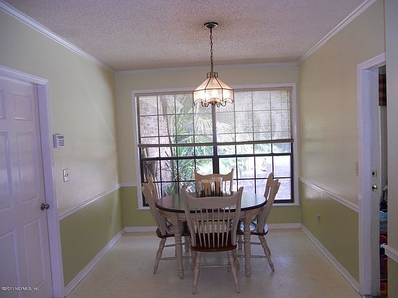 3rd image of 2780 Forest Oaks Dr