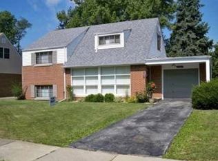 18508 Clyde Rd, Homewood, IL 60430