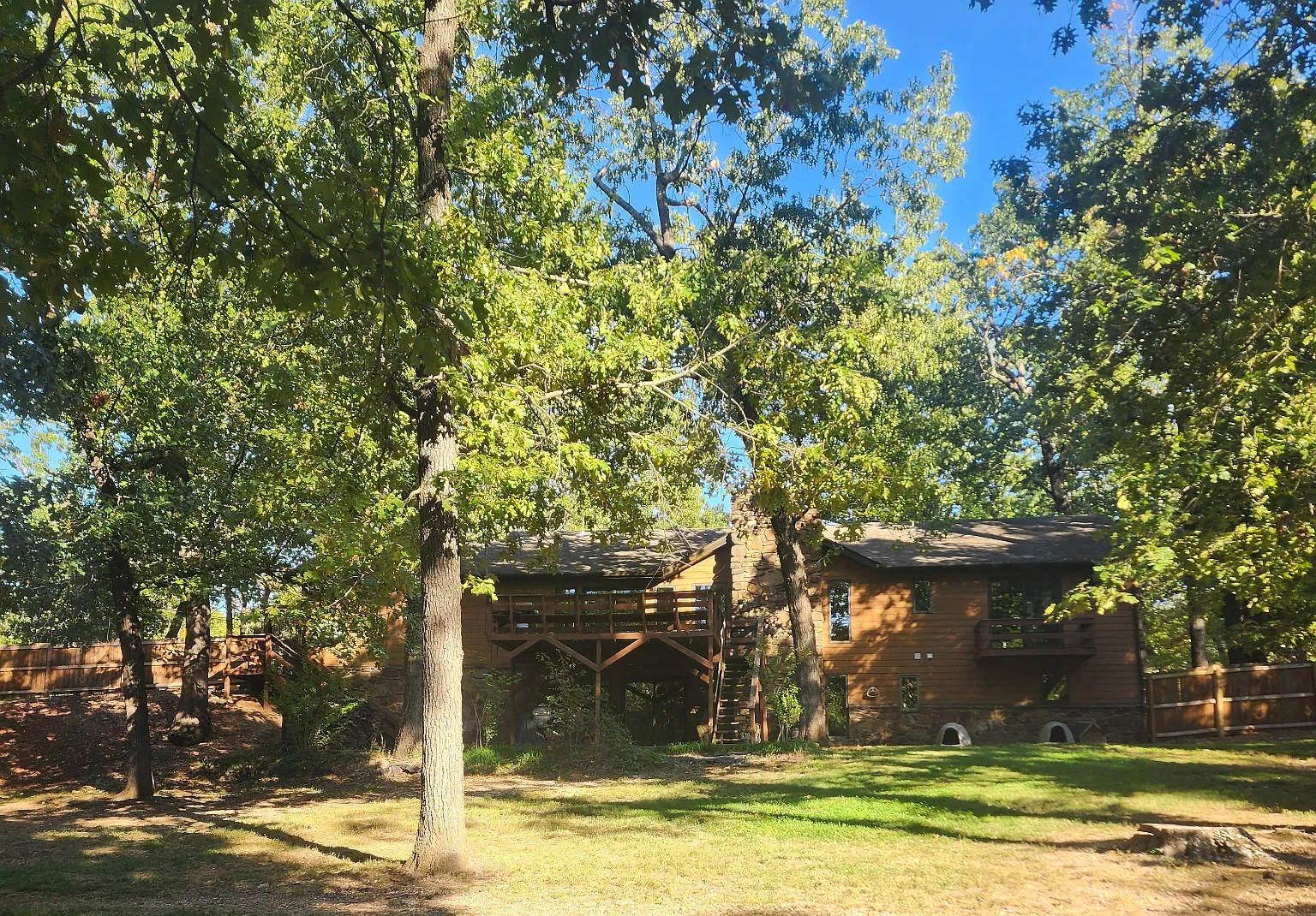 2 bed, 1800 sqft, $1,950 — Photo 3