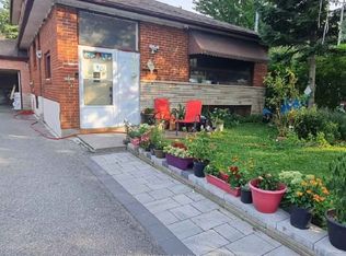 701 N Brimorton Dr NE, Toronto, ON M1G2R7