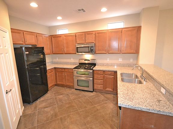 5th image of 7596 Schuders Ave