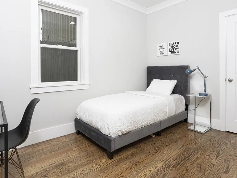 10 Grant St #1 — Photo 11