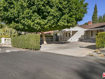 13947 Archwood St, Van Nuys, CA, 91405