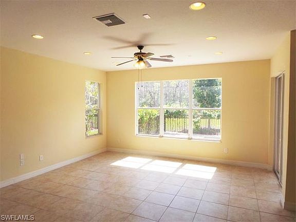 3rd image of 10184 Mimosa Silk Dr