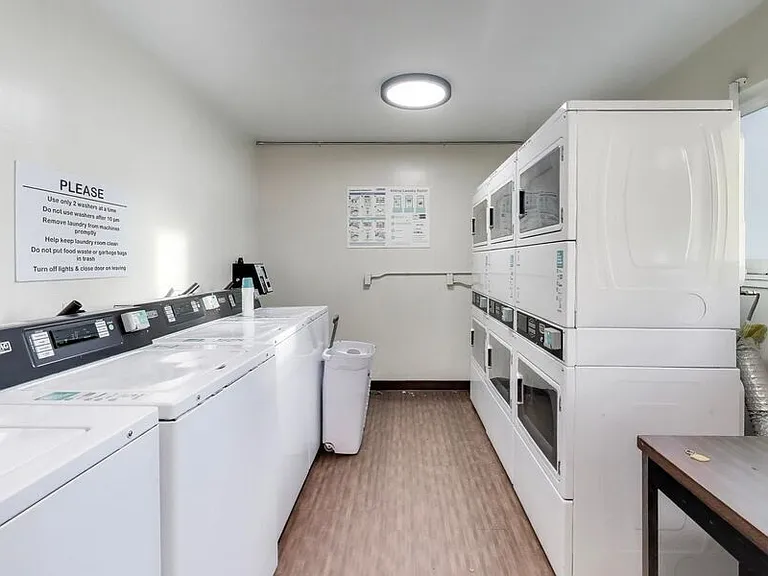 1701 Shoreline Drive — Photo 19
