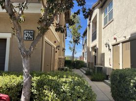 15329 Oak Tree Dr