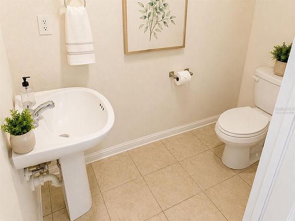 4th image of 5001 Sunridge Palms Dr