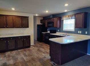 23501 Van Horn Rd #B231, Trenton, MI 48183