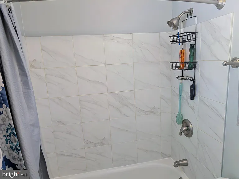 6997 Gilbeth Rd — Photo 24