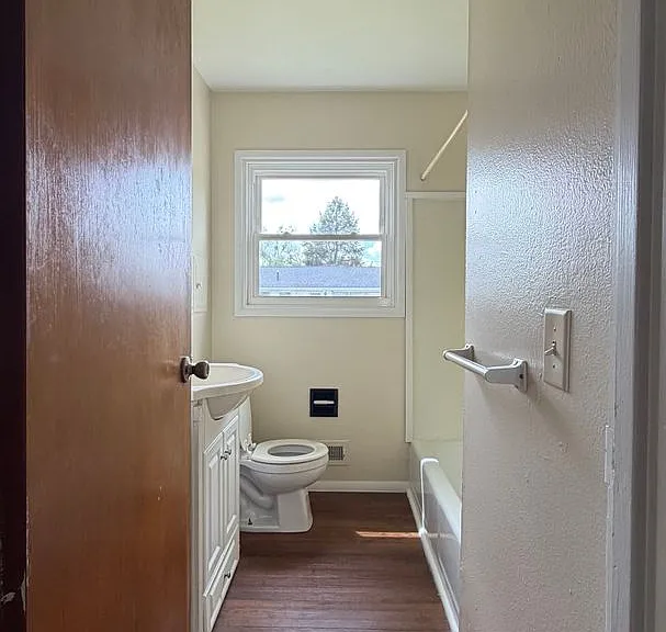 6058 322nd St — Photo 15
