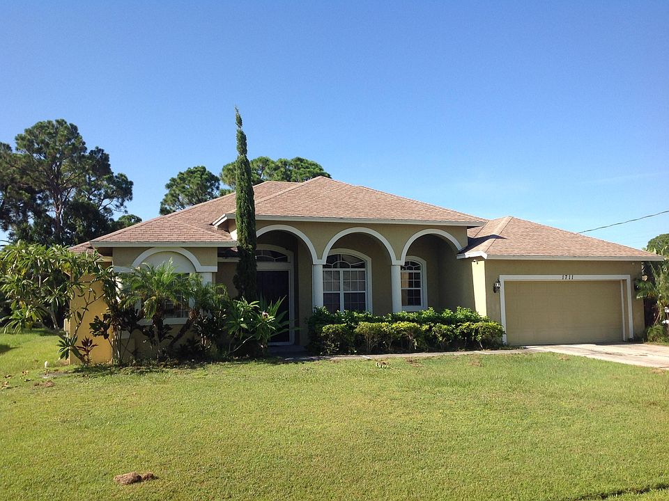 1st image of 1711 SW Dreyfuss Blvd