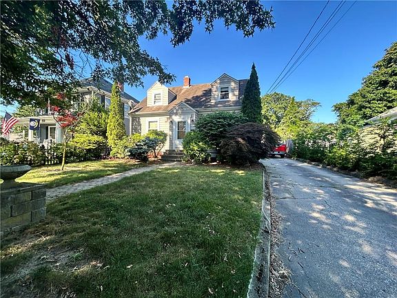 2nd image of 1217 Hope St