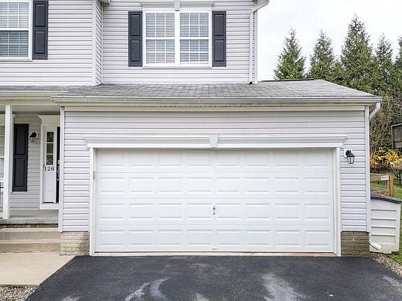 5th image of 128 Cypress St