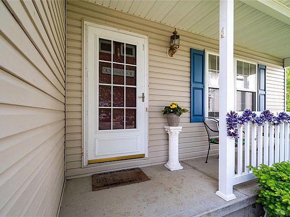 3rd image of 2389 Murphy Dr