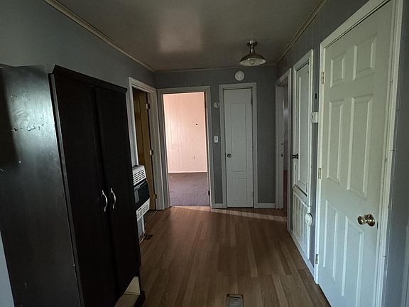 5th image of 318 Ped Rd
