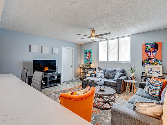 3rd image of 3930 S Roosevelt Blvd #W404