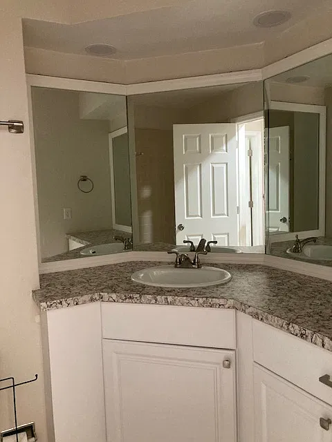 2 bed, 1283 sqft, $1,950 — Photo 4