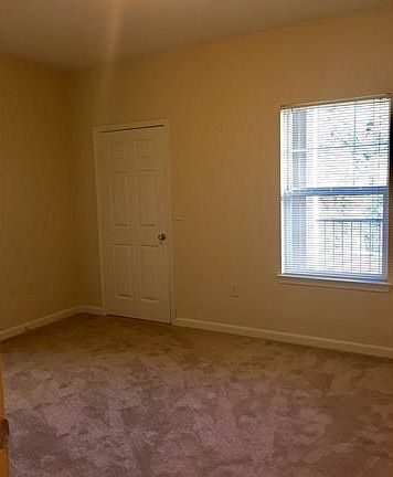 5th image of 500 Vista Lake Dr APT 103