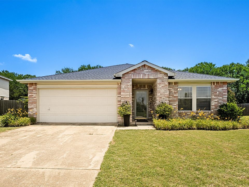 1st image of 8909 Glen Falls Ln