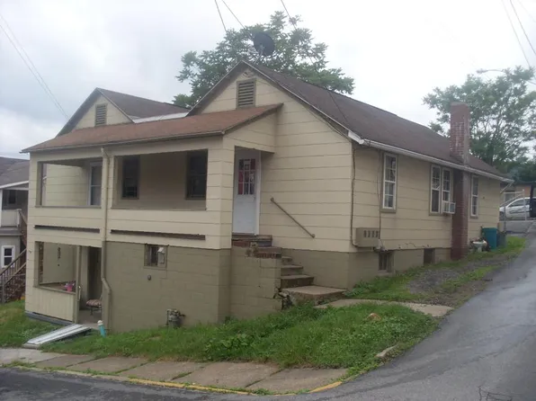 99 Cummins St APT 2, Johnstown, PA 15902