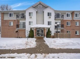 270 Eiwo Ct #208, Waterloo, ON